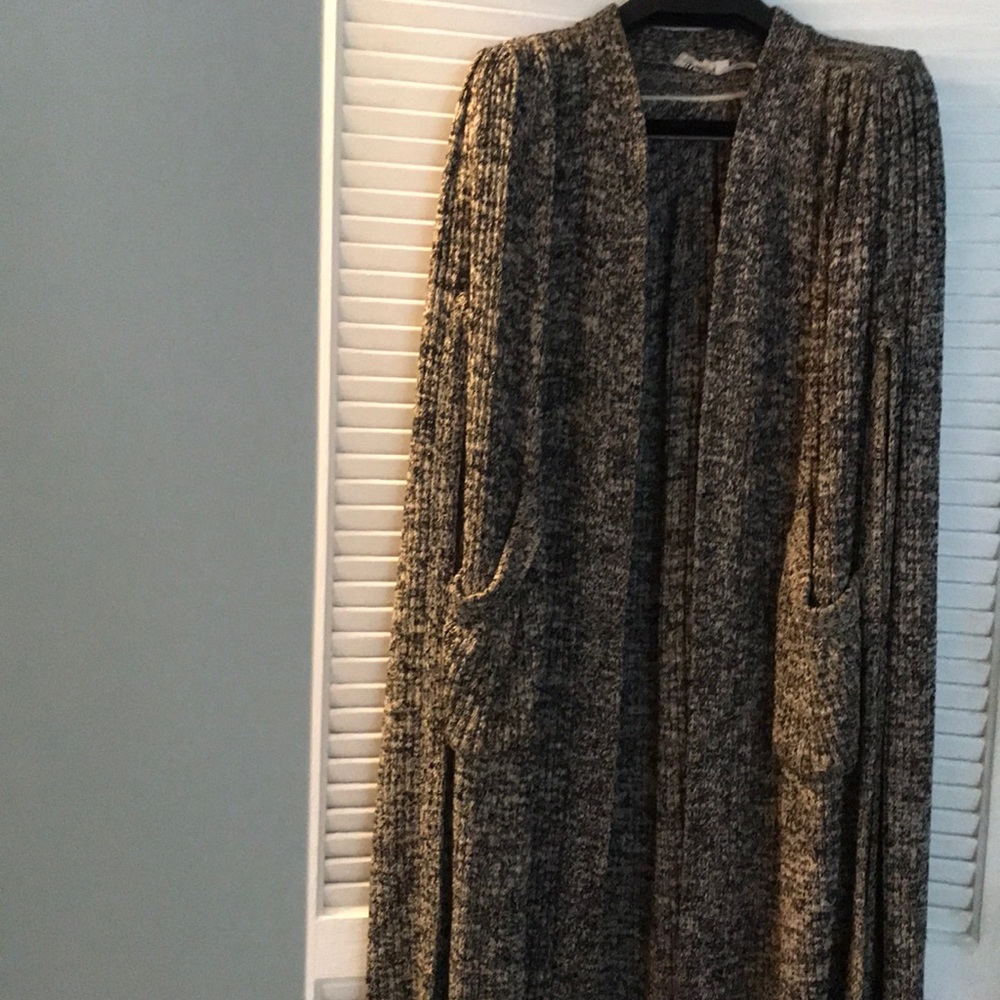 Wool grey and black wool cape with pockets